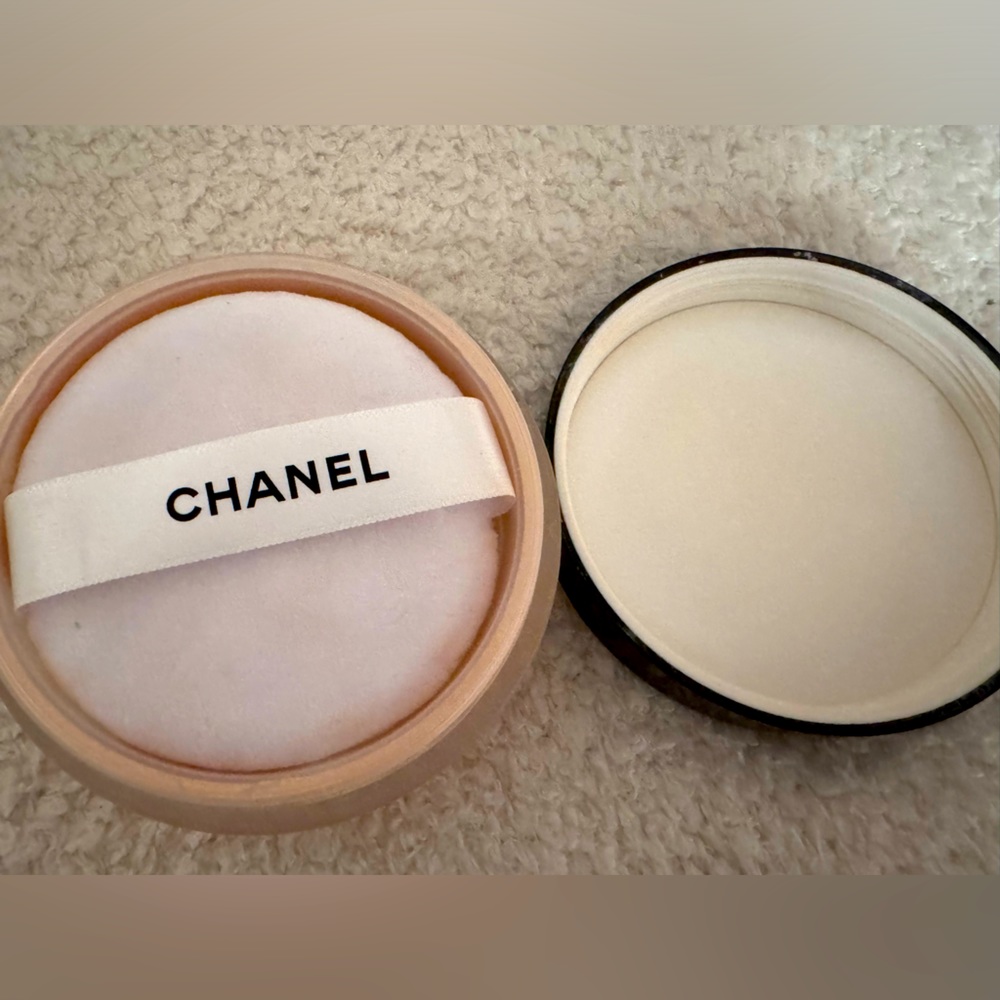 Loose powder